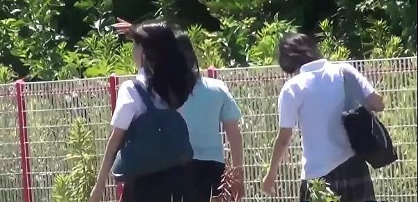  Naughty japanese students urinating